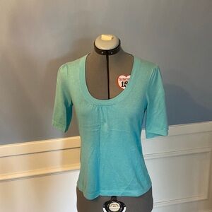 Banana Republic Aqua Scoop Neck Sweater, Super Soft, Short Sleeve Size Small
